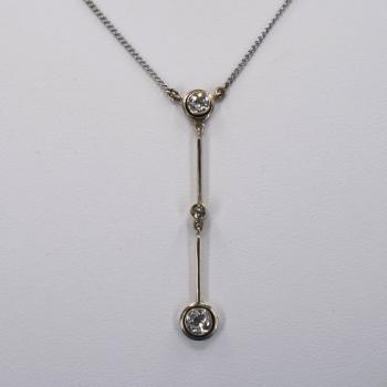 Bílozlatý kolier s brilianty Bílozlatý kolier s brilianty